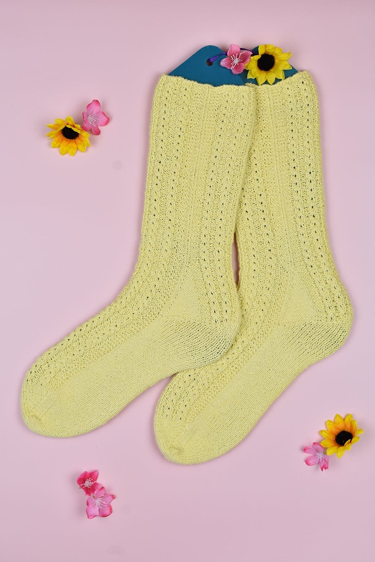 Bamboo Pop Sock Solid Patterns Universal Yarn