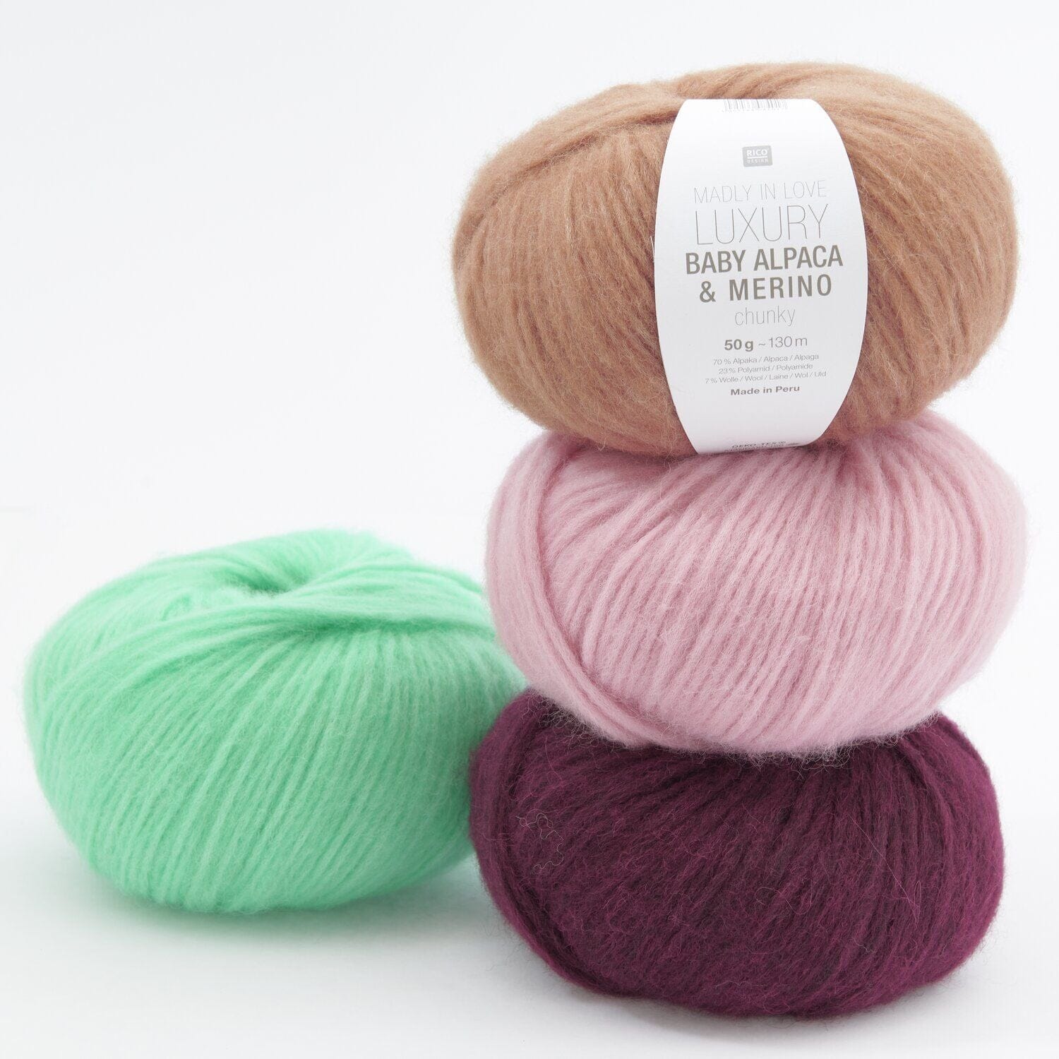 新品未使用theory luxe40  イタリア製woolアンサンブル Amazon.com: Lion Brand Yarn, Color Theory Worsted Weight Yarn for
