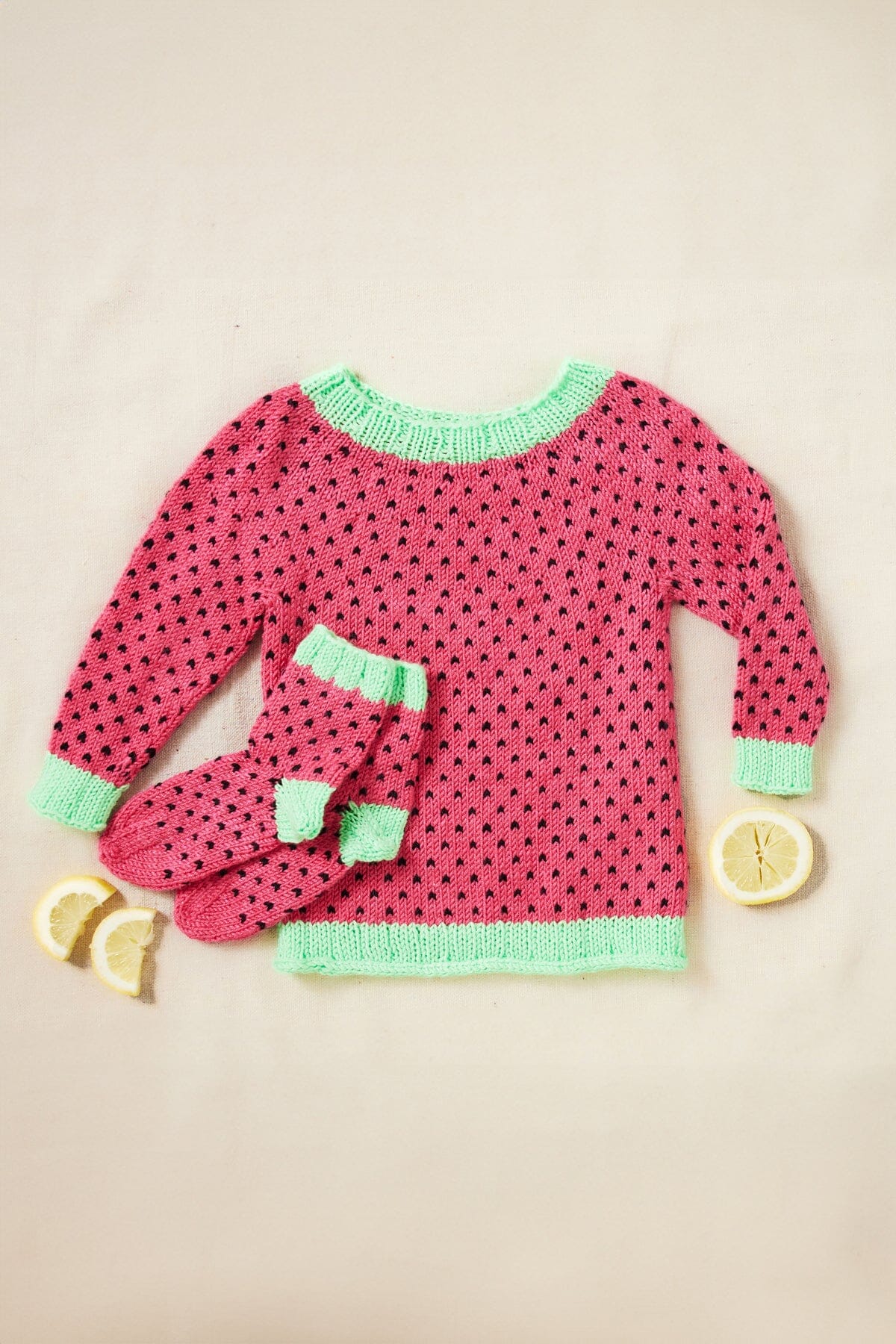 Melon Seed Set Universal Yarn