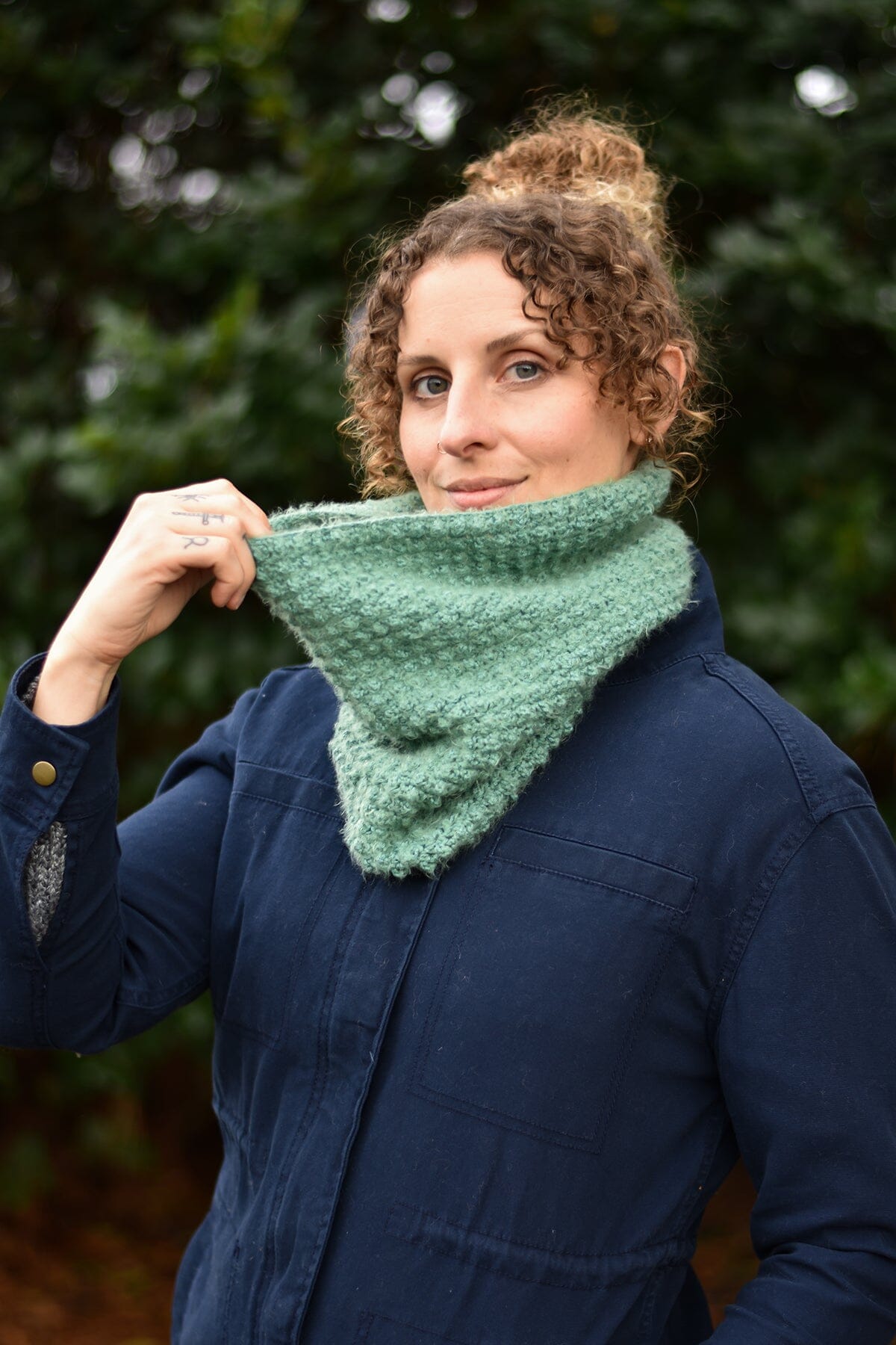 Cobbled Cowl Universal Yarn