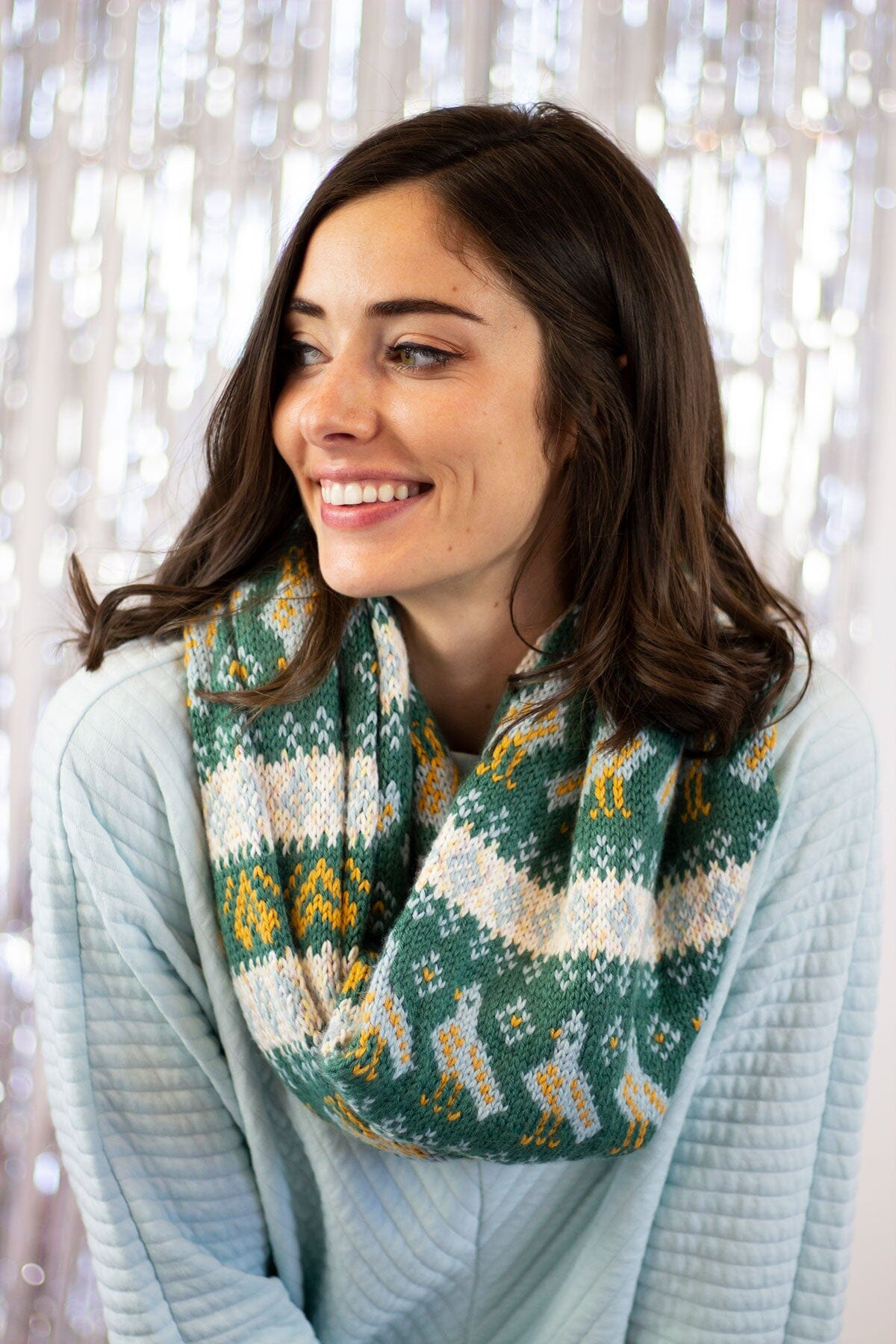 12 Days 2022 Partridge Cowl Universal Yarn