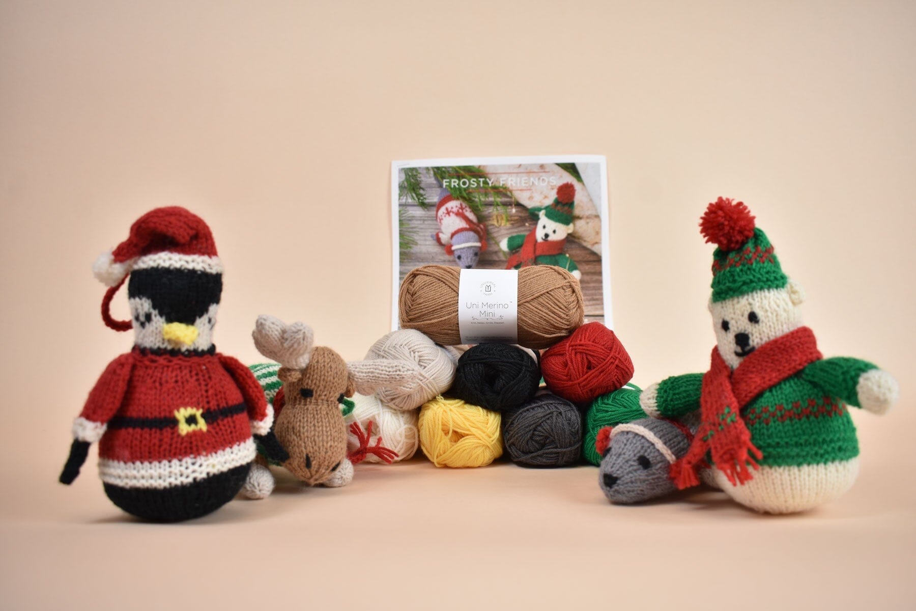 Holiday Kits – Universal Yarn