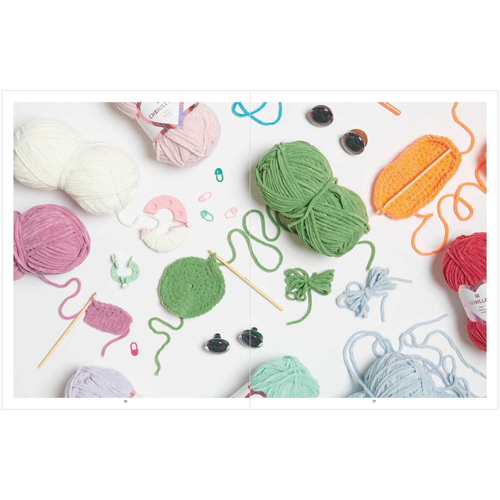 CHENILLOVE BIG CUTIES – Universal Yarn