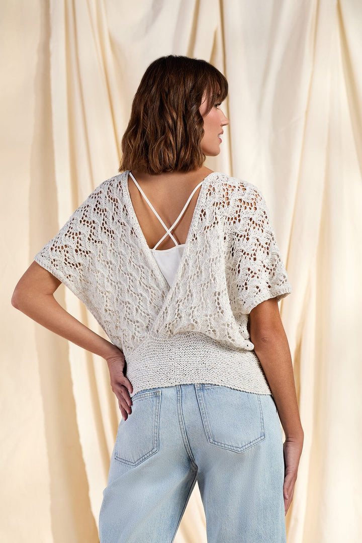 Cygnus Top – Universal Yarn