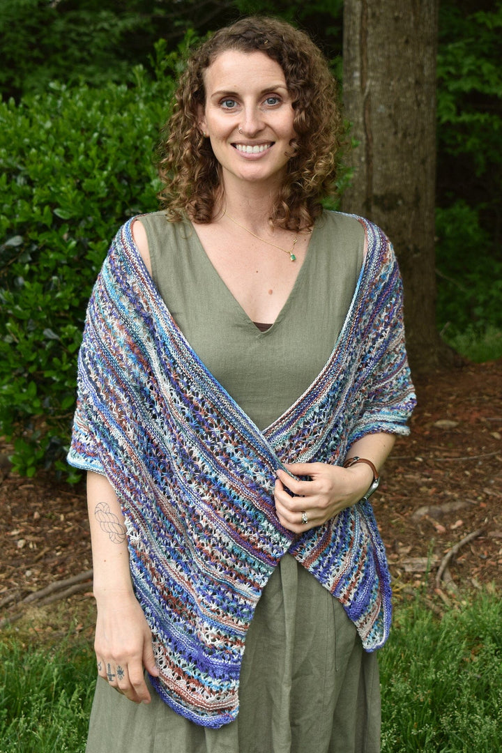 Expressionist Shawl – Universal Yarn