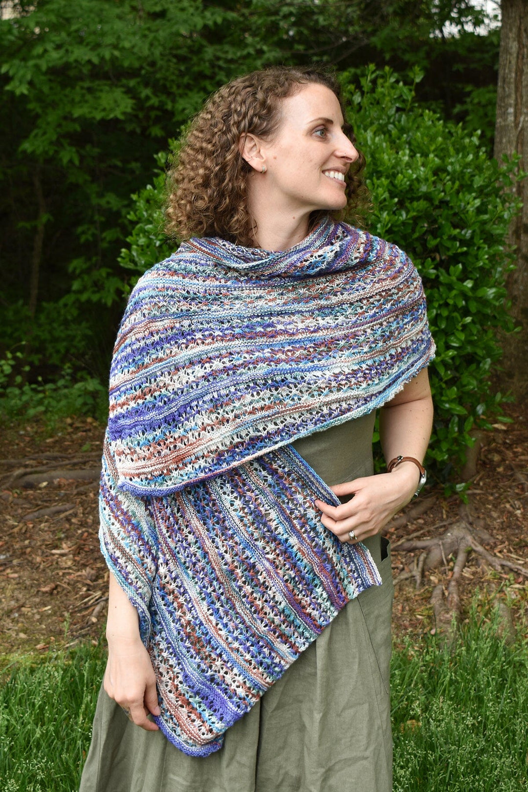 Expressionist Shawl – Universal Yarn