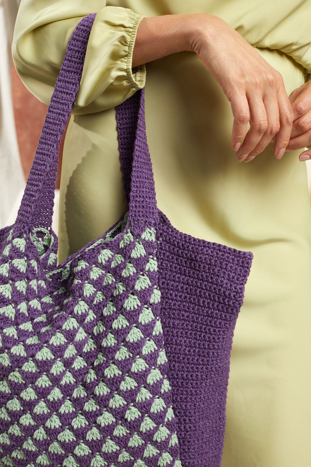 Lupine – Universal Yarn