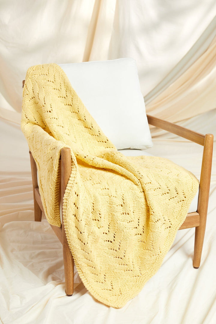 Sunshine Throw – Universal Yarn