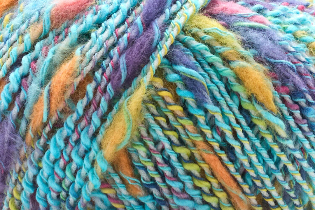 Color Blocked Scarf in Tango – Universal Yarn
