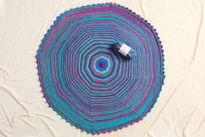 Whirlwind Stripes Throw Pattern Universal Yarn 