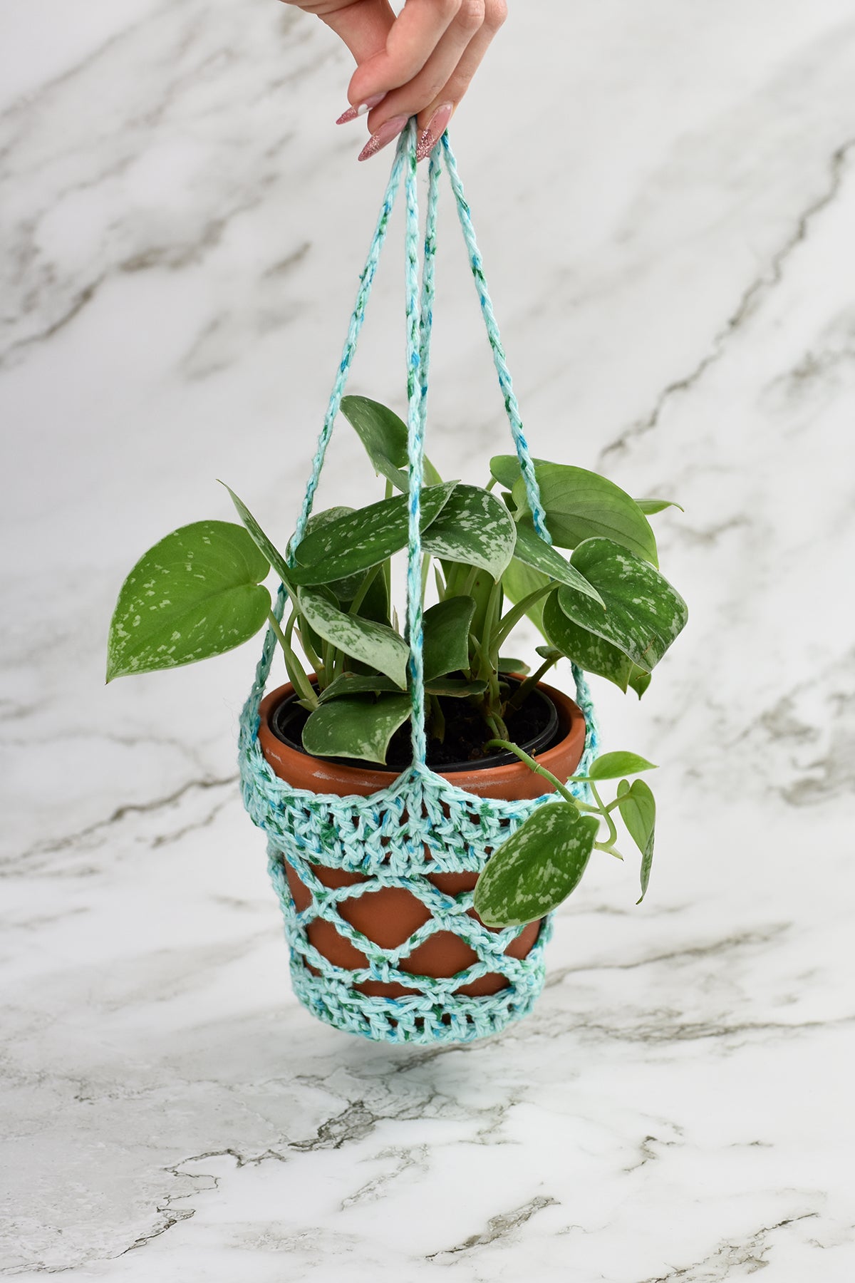 altru plant hanger Aloft Plant Holder – Universal Yarn
