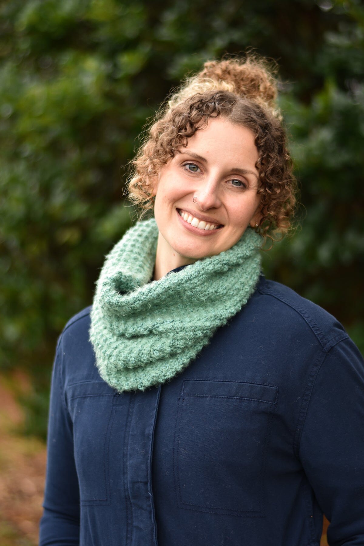 Cobbled Cowl Universal Yarn