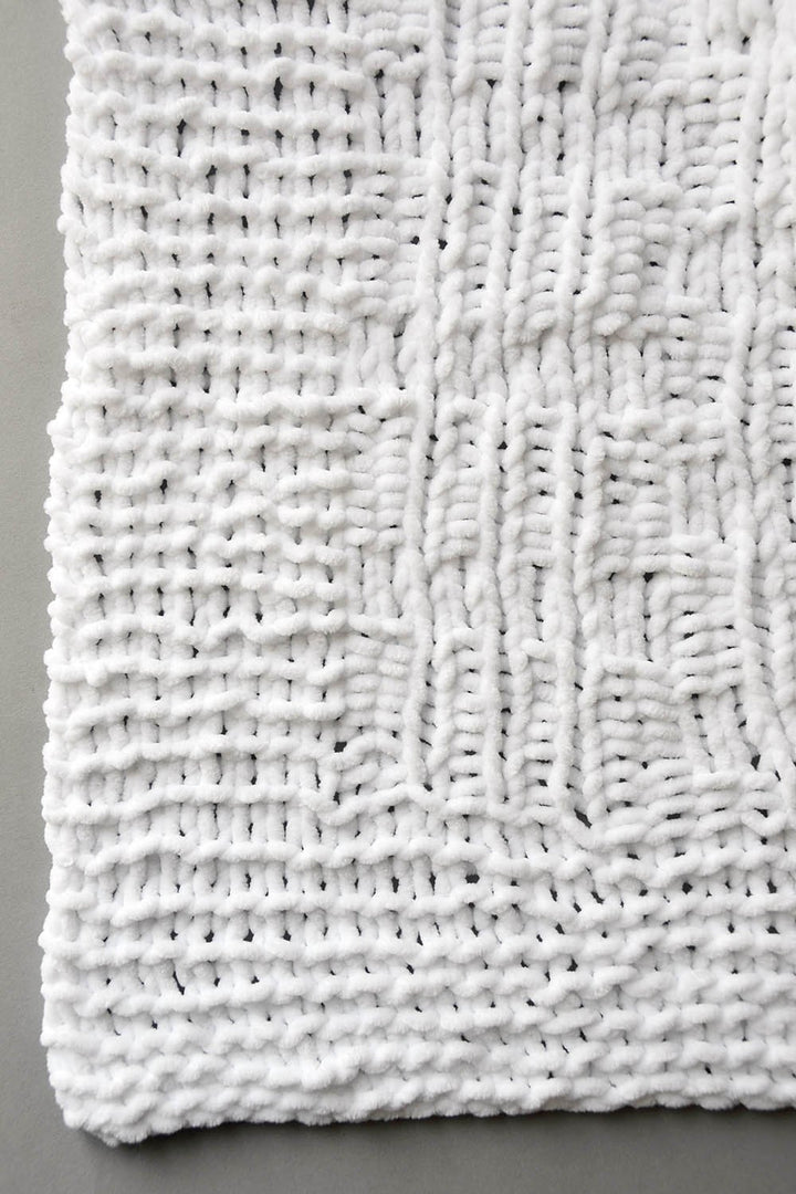 Crosshatch Baby Blanket Universal Yarn