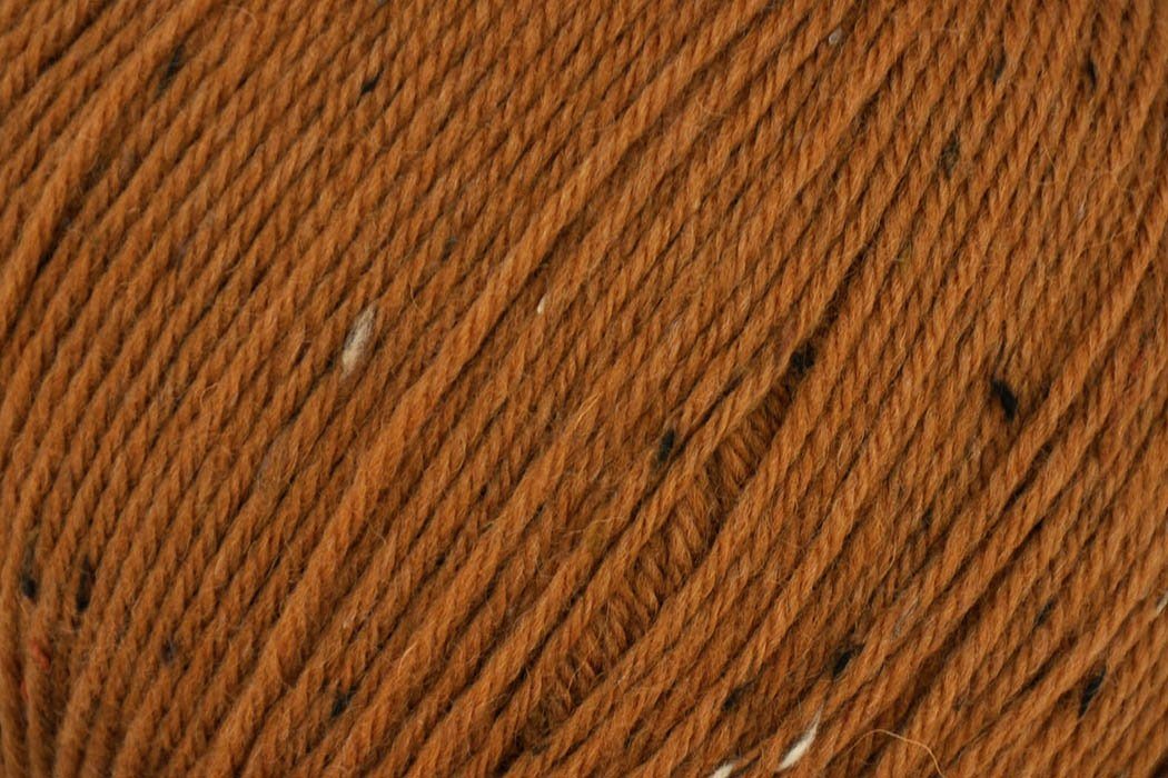 Deluxe Worsted Tweed Superwash Universal Yarn