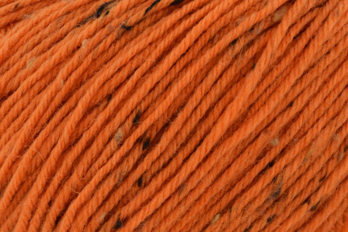 Deluxe Worsted Tweed Superwash Universal Yarn