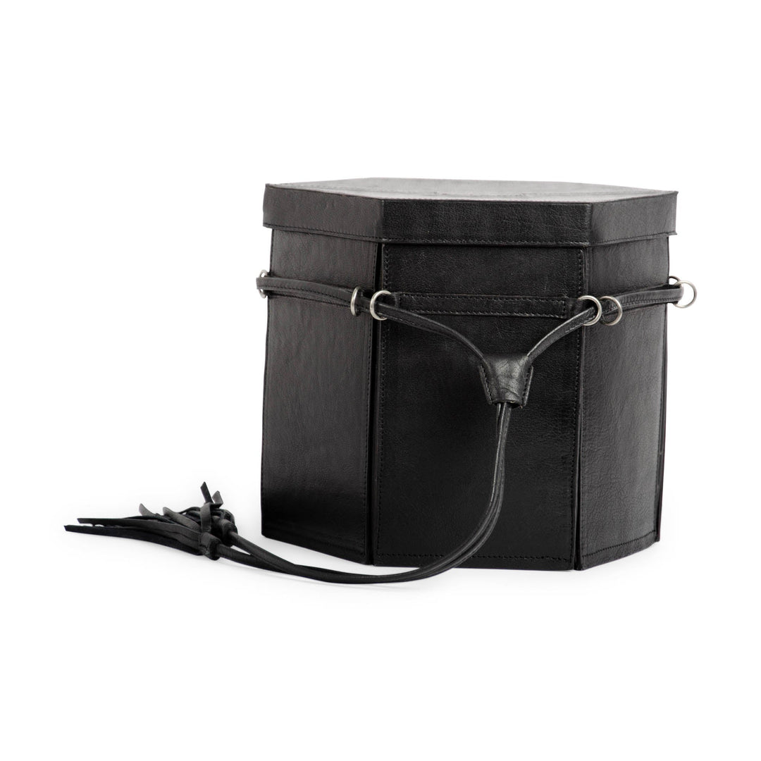 EvitaXL_black_front_1080x.jpg?
