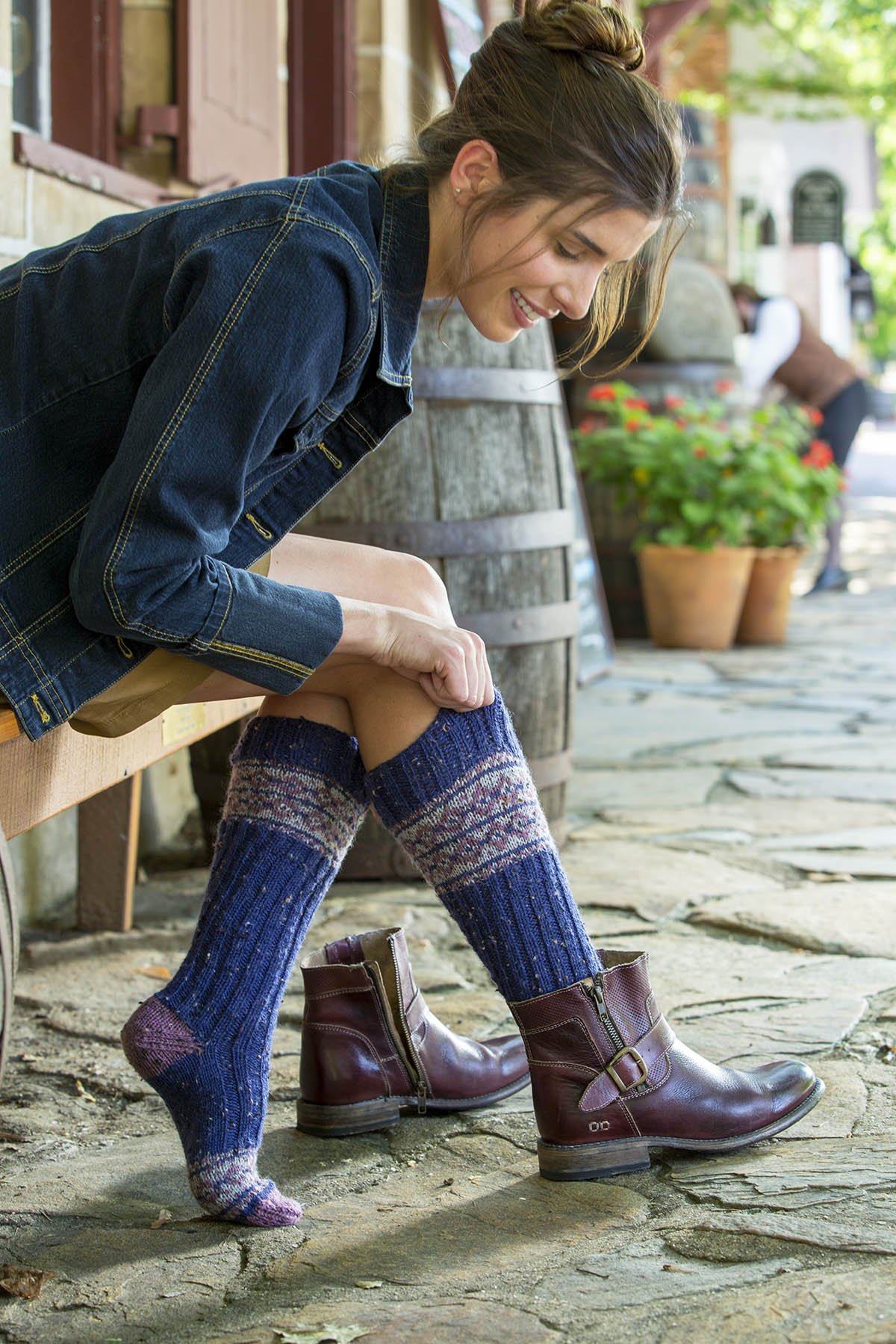 Traverse Socks – Universal Yarn